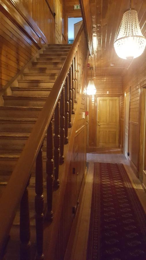 Хостел Romme Logi Бурленге Екстер'єр фото